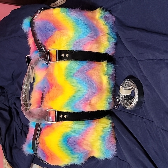 Club Exx Rainbow Faux Fur Weekender Bag - Picture 1 of 6